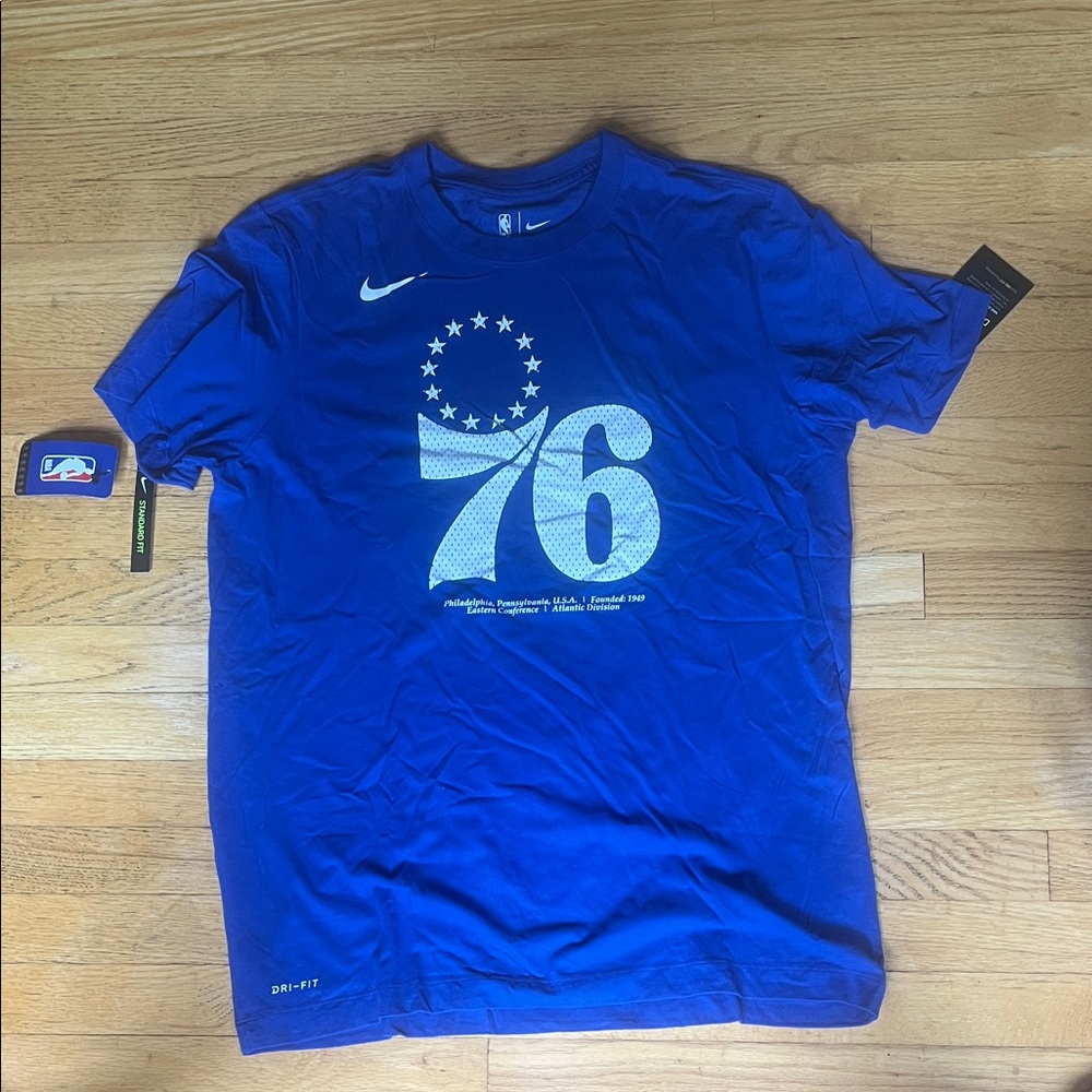 Nike NBA Blue Philadelphia T-Shirt Size Large